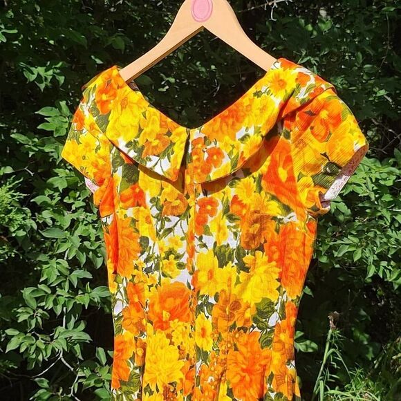𝅺HANDMADE yellow floral short sleeve midi dress - Picture 4 of 14